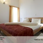 Hotel Family Desiree 3*