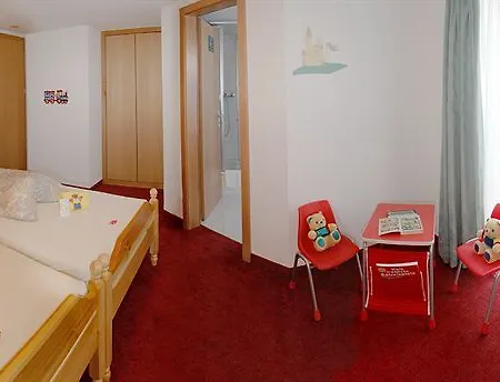 Hotel Family Desiree 3*