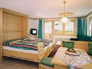 Family Desiree 3* Grachen