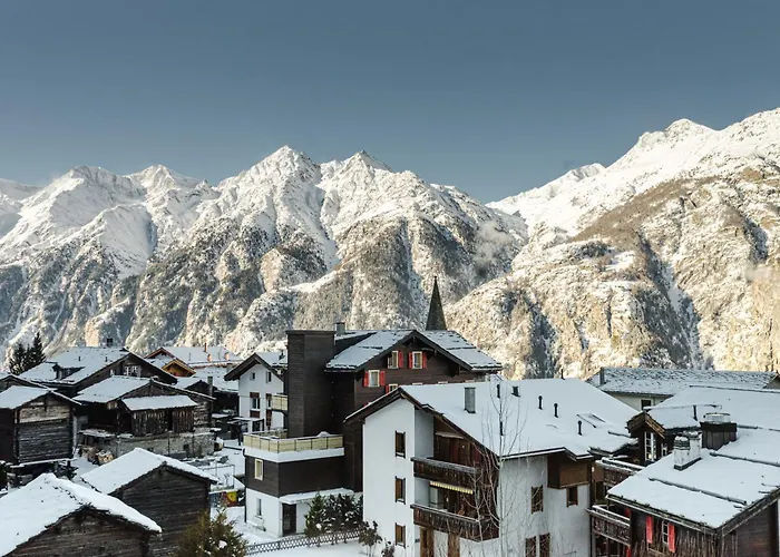 Ξενοδοχείο Family Desiree 3*