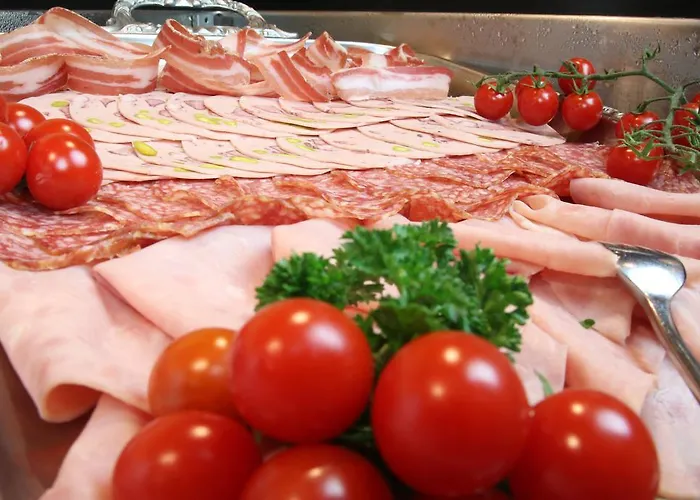 Ξενοδοχείο Family Desiree 3*